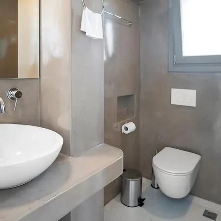 Zaneta With Swimming Pool Villa Dhragoulas