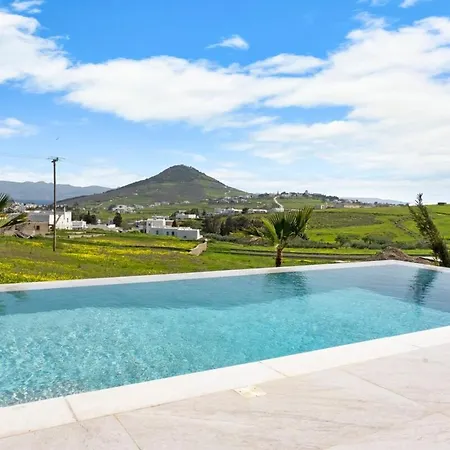 Zaneta With Swimming Pool Villa *