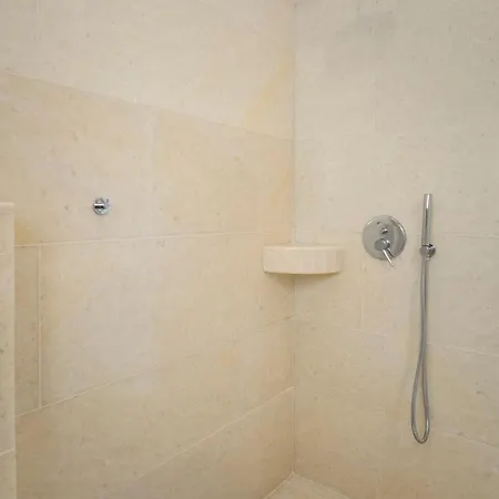 Villa Zaneta With Swimming Pool